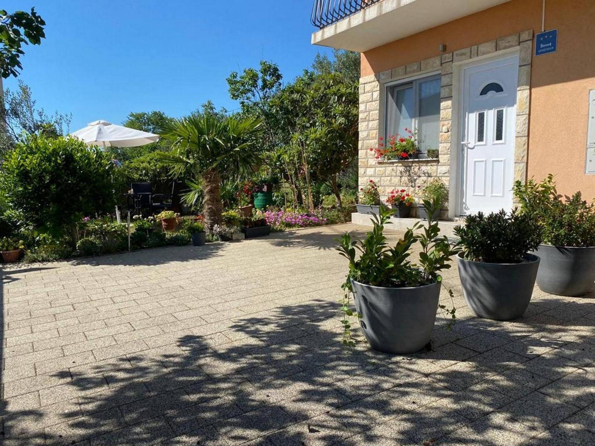 Drniš Rural Apartment Ante מראה חיצוני תמונה